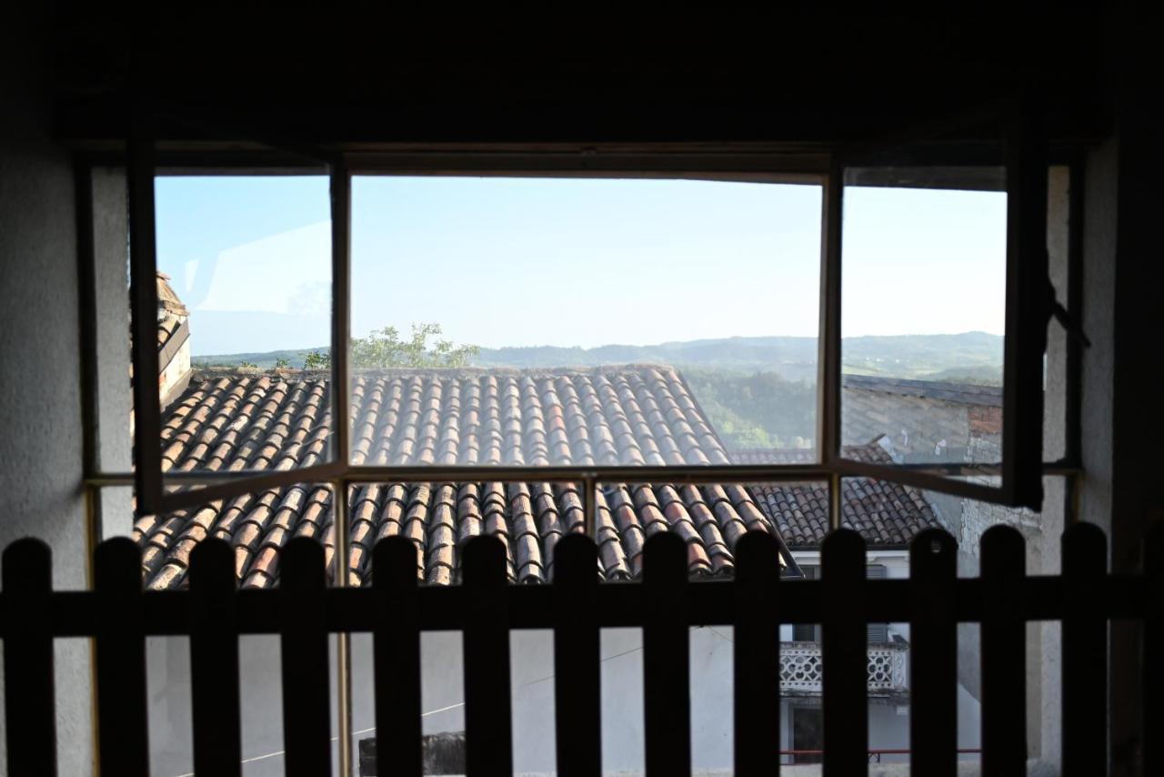 Apartamento Casa Di Lisa Ozzano Monferrato Exterior foto